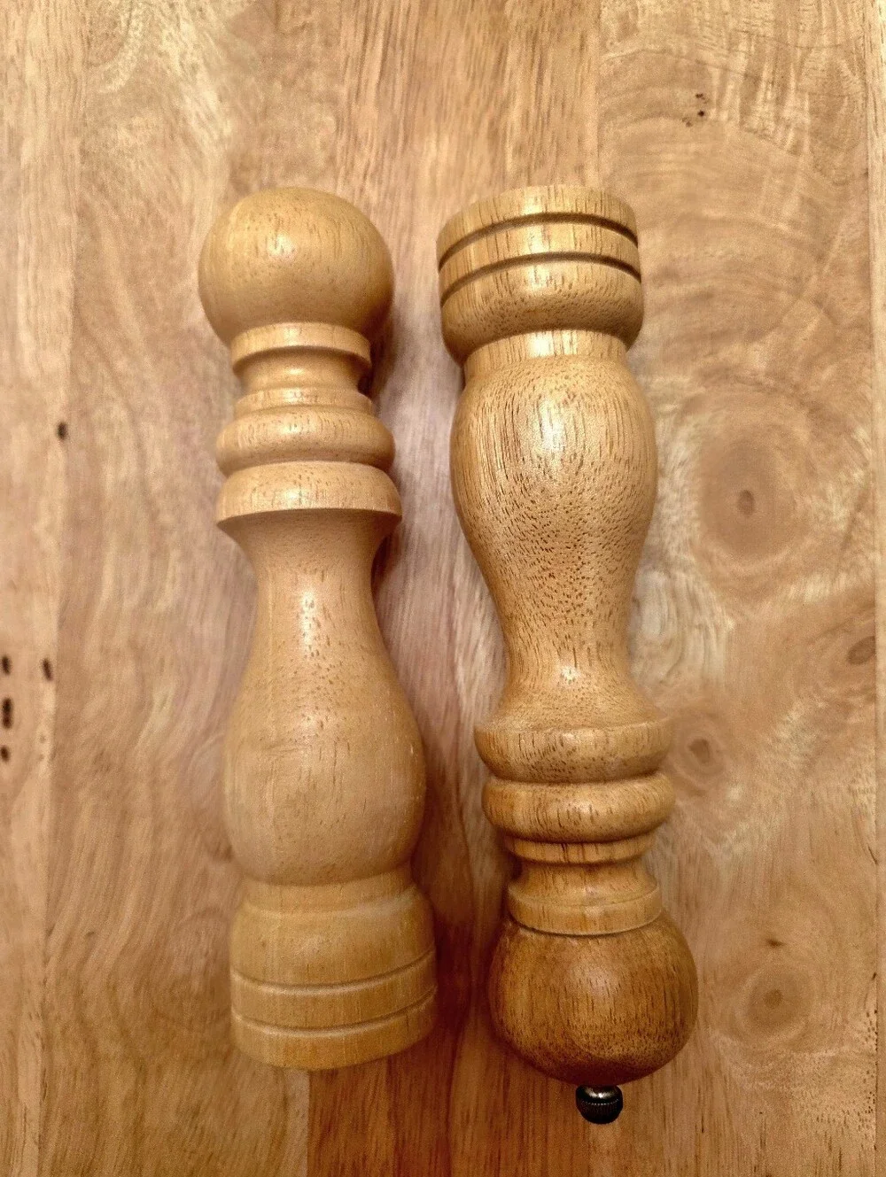 Vintage Wooden Salt And Pepper Mills Light Wood
